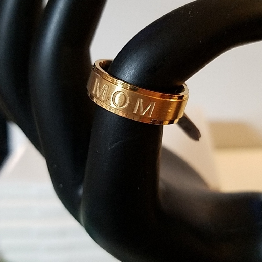 MOM Gold Tone Band